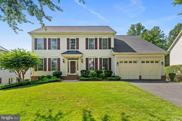 $799,900 | 16505 Murray Place, Woodbridge, VA 22191