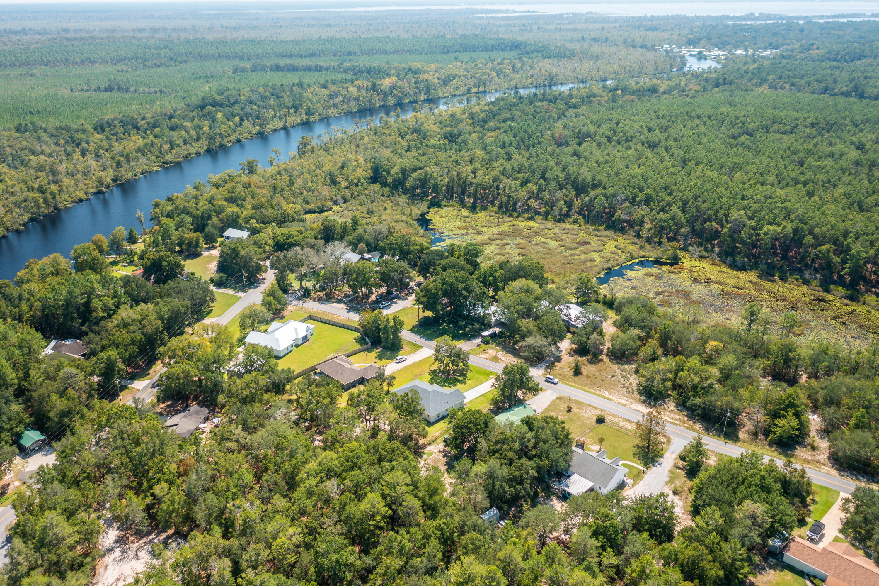 307 Happy Hollow Road Freeport, FL 32439 - Photo 35 of 42 307 Happy Hollow Rd-41