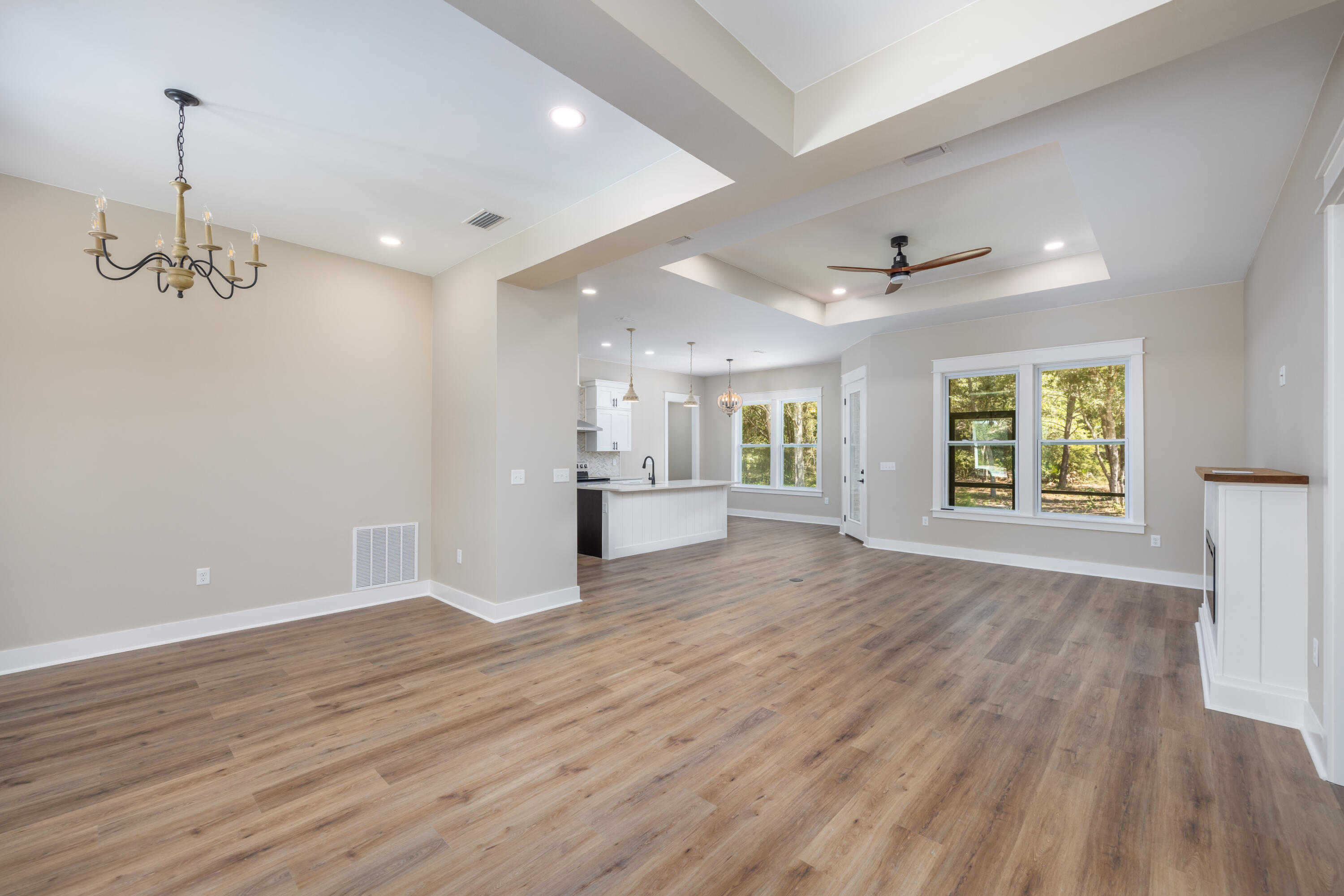 307 Happy Hollow Road Freeport, FL 32439 - Photo 5 of 42 307 Happy Hollow Rd-11