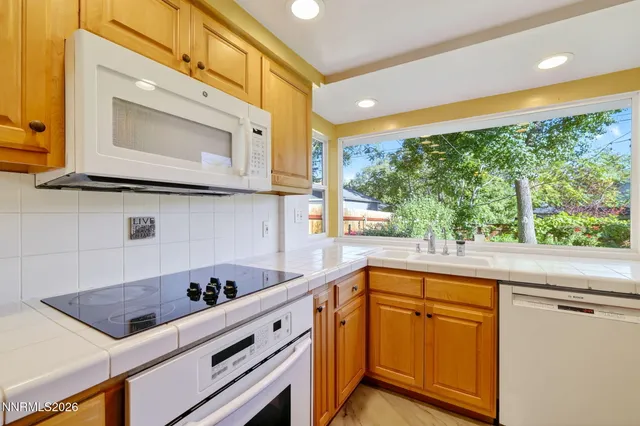 $725,000 | 1464 Mark Twain Avenue, Reno, NV 89509