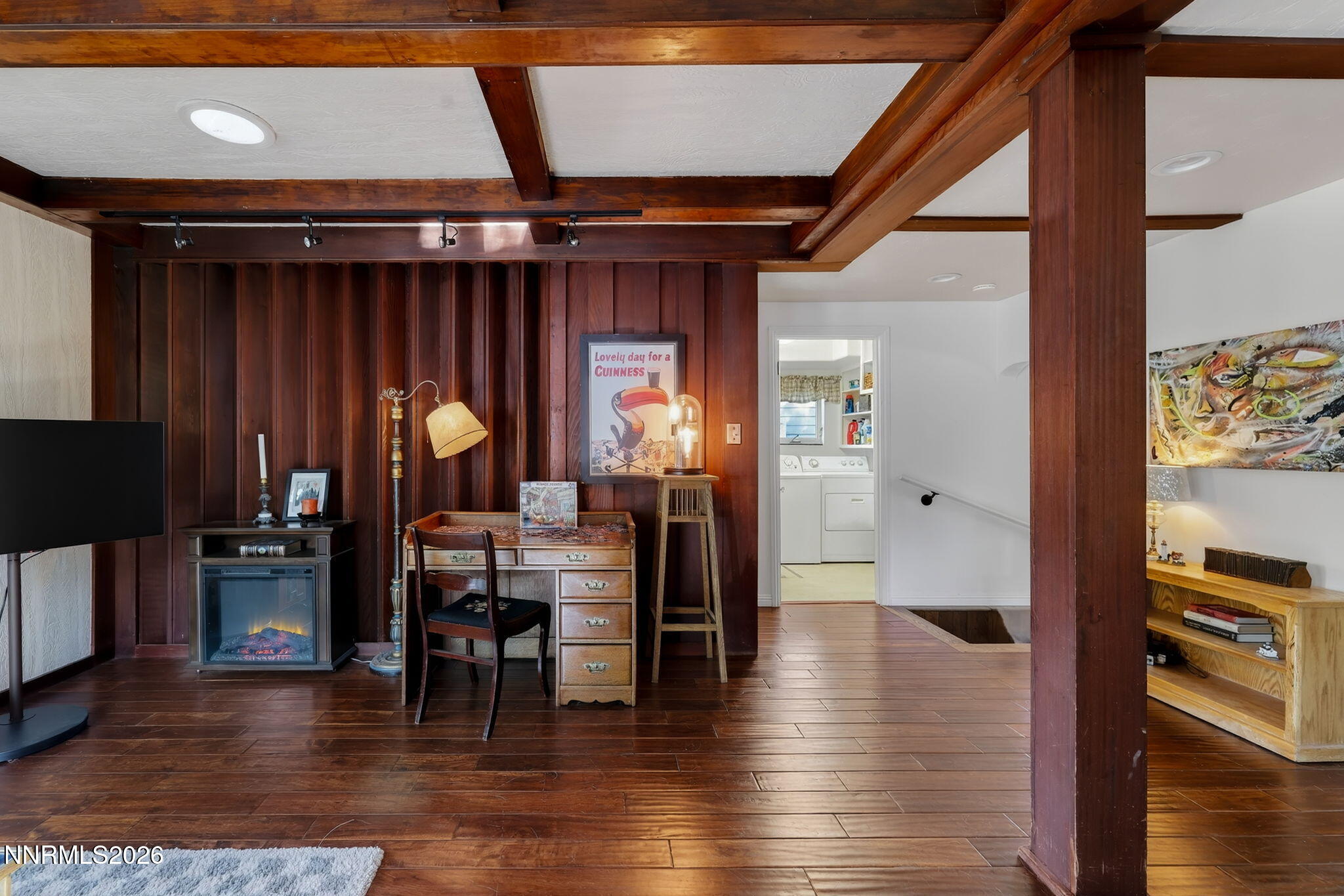 1464 Mark Twain Avenue Reno, NV 89509 - Photo 7 of 40 8-web-or-mls-Mark Twain-8