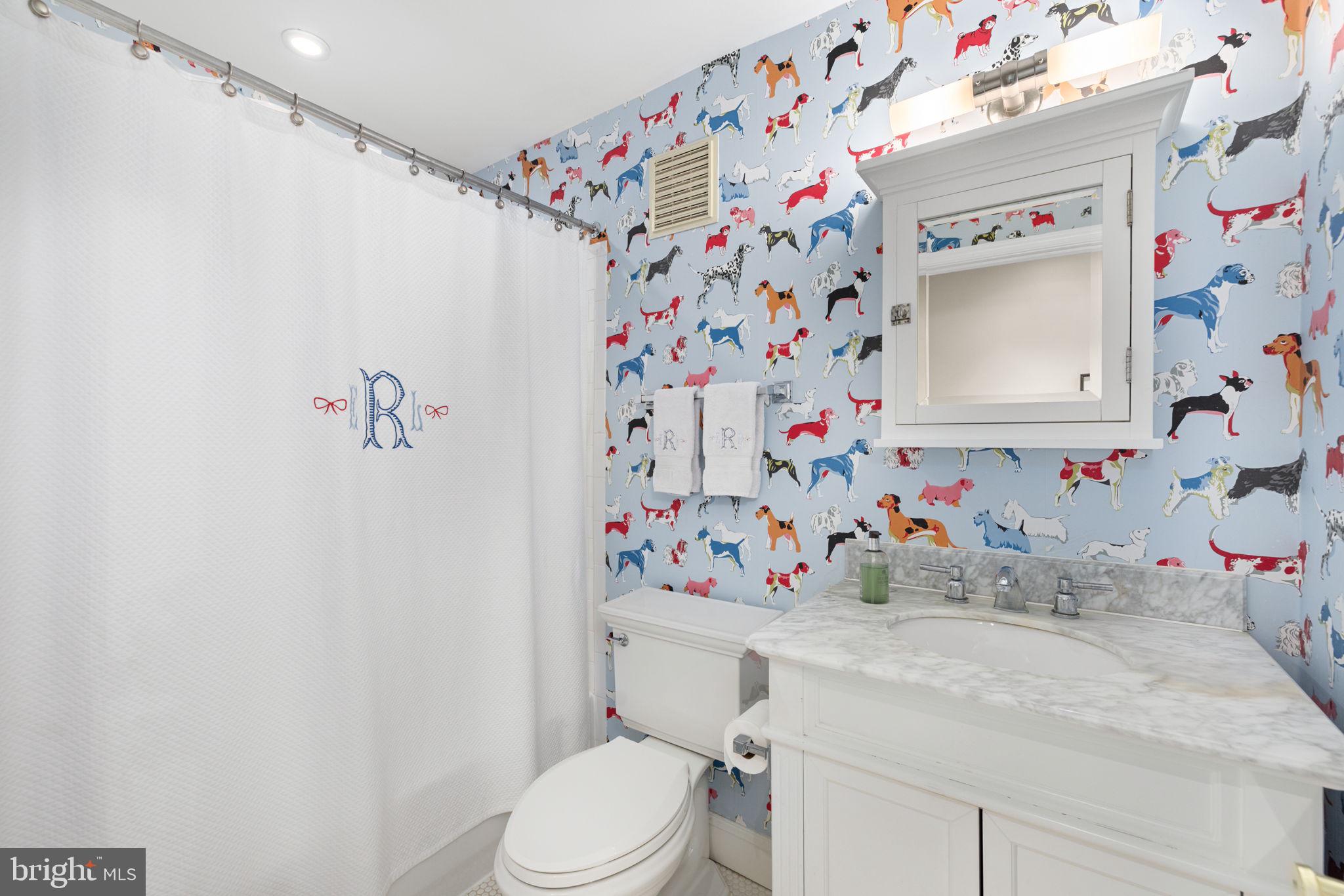 3291 Sutton Place Northwest, Unit D Washington, DC 20016 - Photo 6 of 14 Gallery Image 6