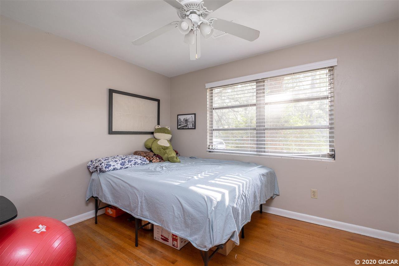 417 Southwest 40th Terrace Gainesville, FL 32607 - Photo 11 of 19