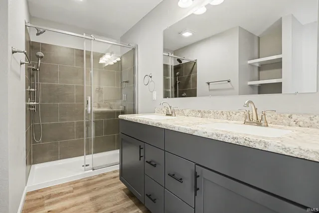 $359,000 | 57006 Ash Road, Elkhart, IN 46516