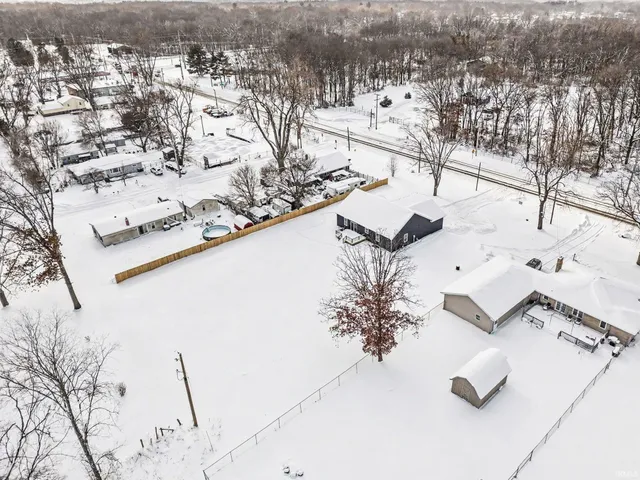 $359,000 | 57006 Ash Road, Elkhart, IN 46516