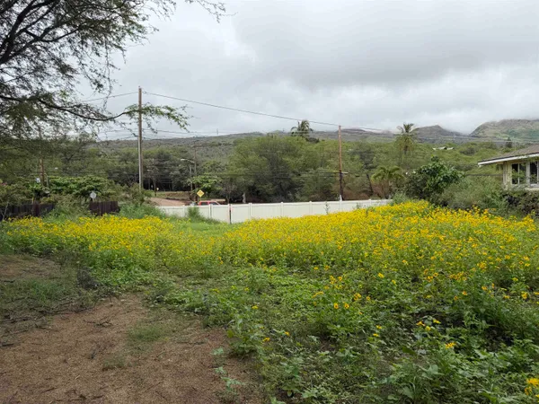 $279,000 | 2700 Kamehameha V Highway, Kaunakakai, HI 96748