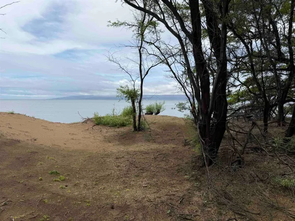 $279,000 | 2700 Kamehameha V Highway, Kaunakakai, HI 96748