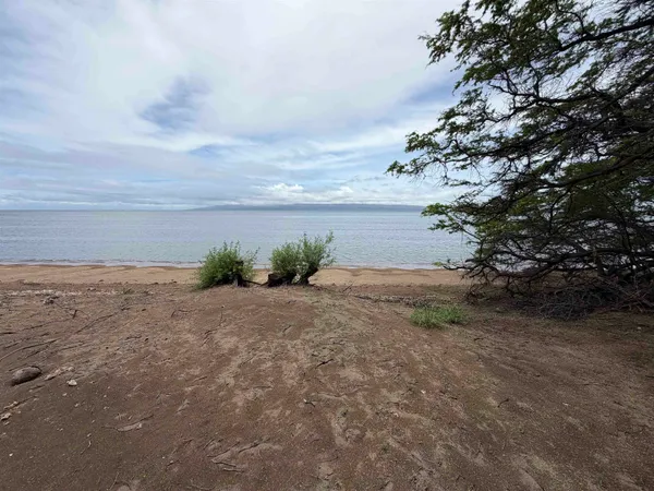 $279,000 | 2700 Kamehameha V Highway, Kaunakakai, HI 96748