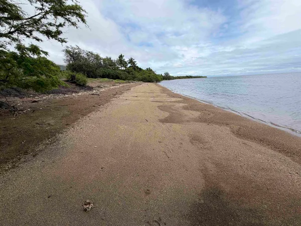 $279,000 | 2700 Kamehameha V Highway, Kaunakakai, HI 96748