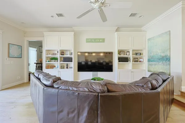 $35,000 | 940 J Avenue, Coronado, CA 92118