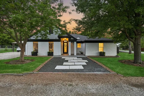 $425,000 | 6802 Meadow Road, North Richland Hills, TX 76182