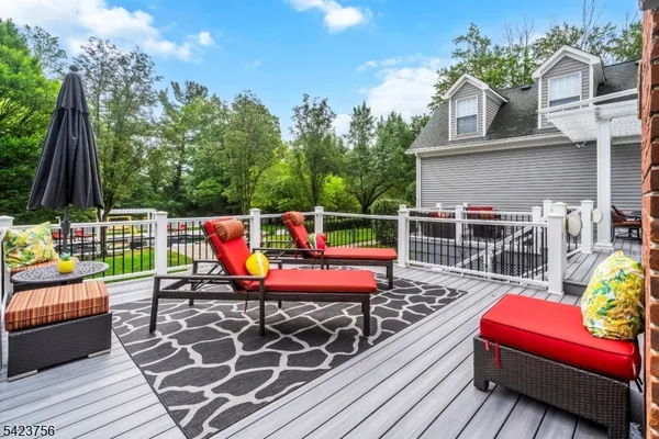 $2,495,000 | 11 Baltusrol Way, Bernards, NJ 07931