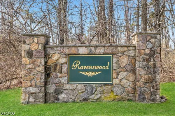 $2,495,000 | 11 Baltusrol Way, Bernards, NJ 07931