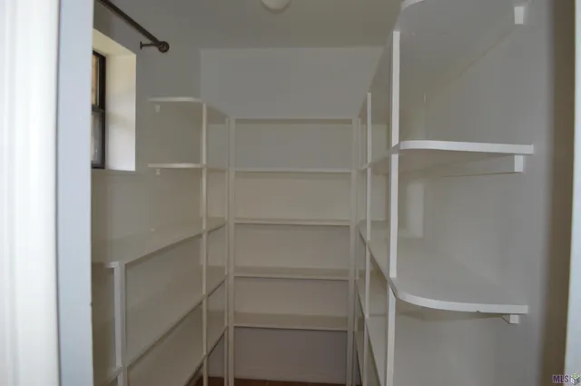 $2,000 | 225 North Rosewood Avenue, Gonzales, LA 70737