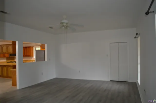 $2,000 | 225 North Rosewood Avenue, Gonzales, LA 70737