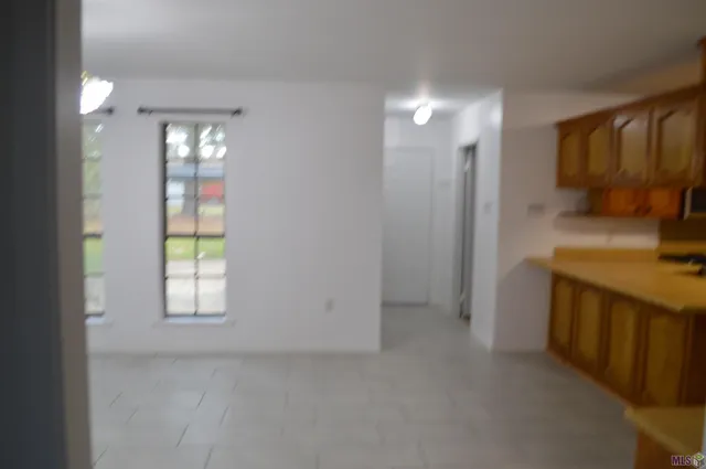 $2,000 | 225 North Rosewood Avenue, Gonzales, LA 70737