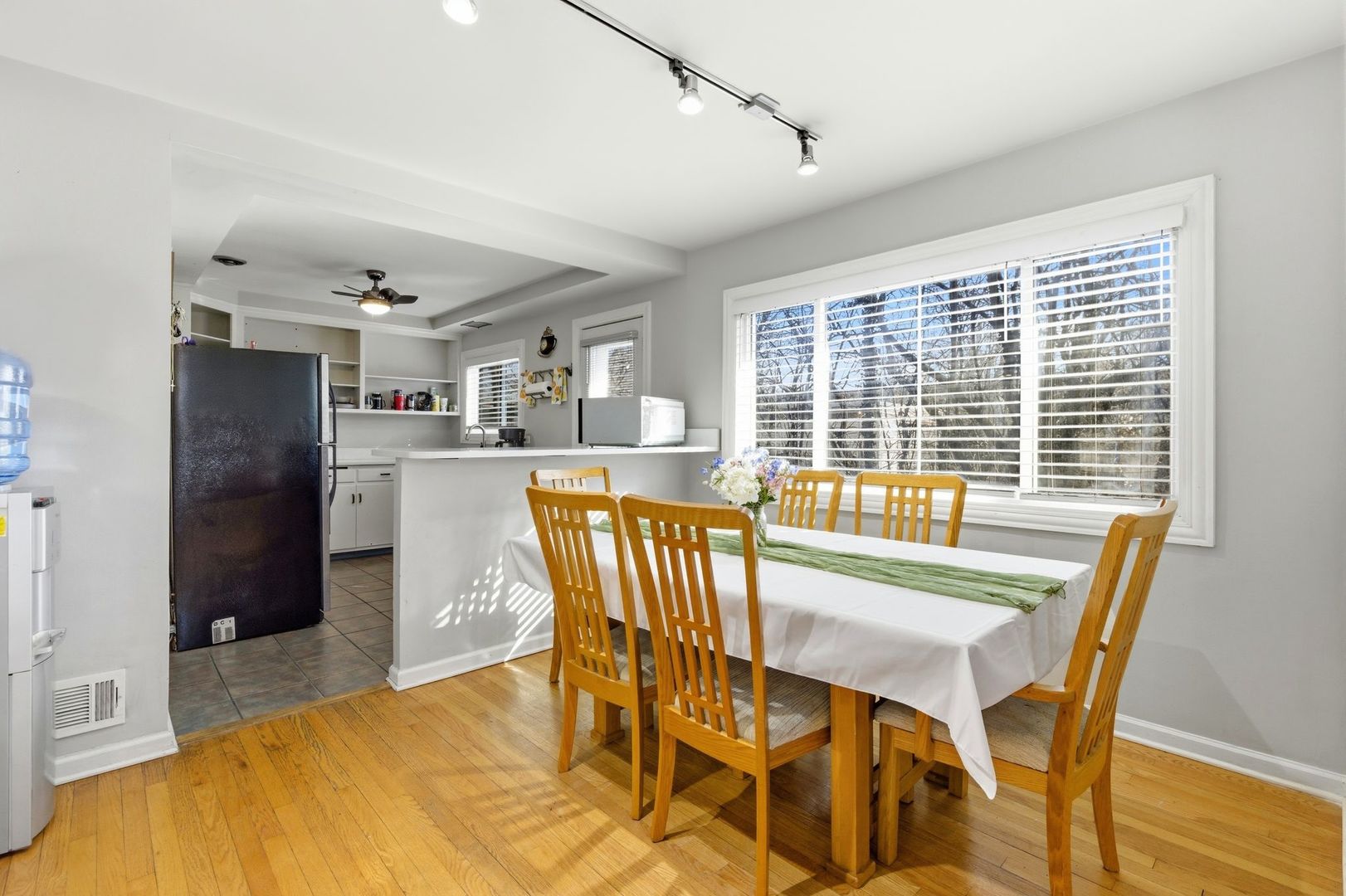 2440 183rd Street Homewood, IL 60430 - Photo 5 of 31