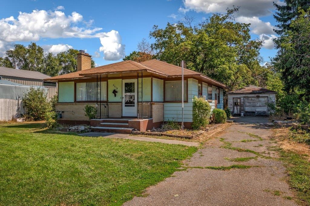 3310 North Lewis Road Spokane, WA 99212 - Photo 2 of 44