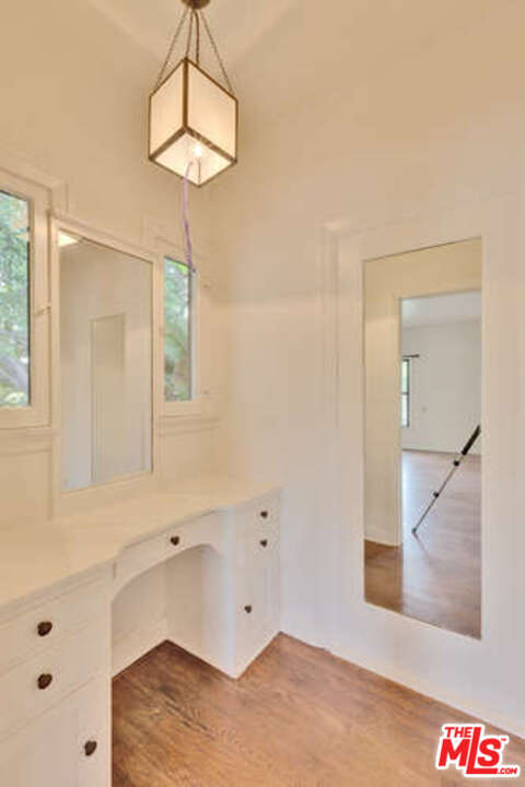 285 South Muirfield Road Los Angeles, CA 90004 - Photo 33 of 43