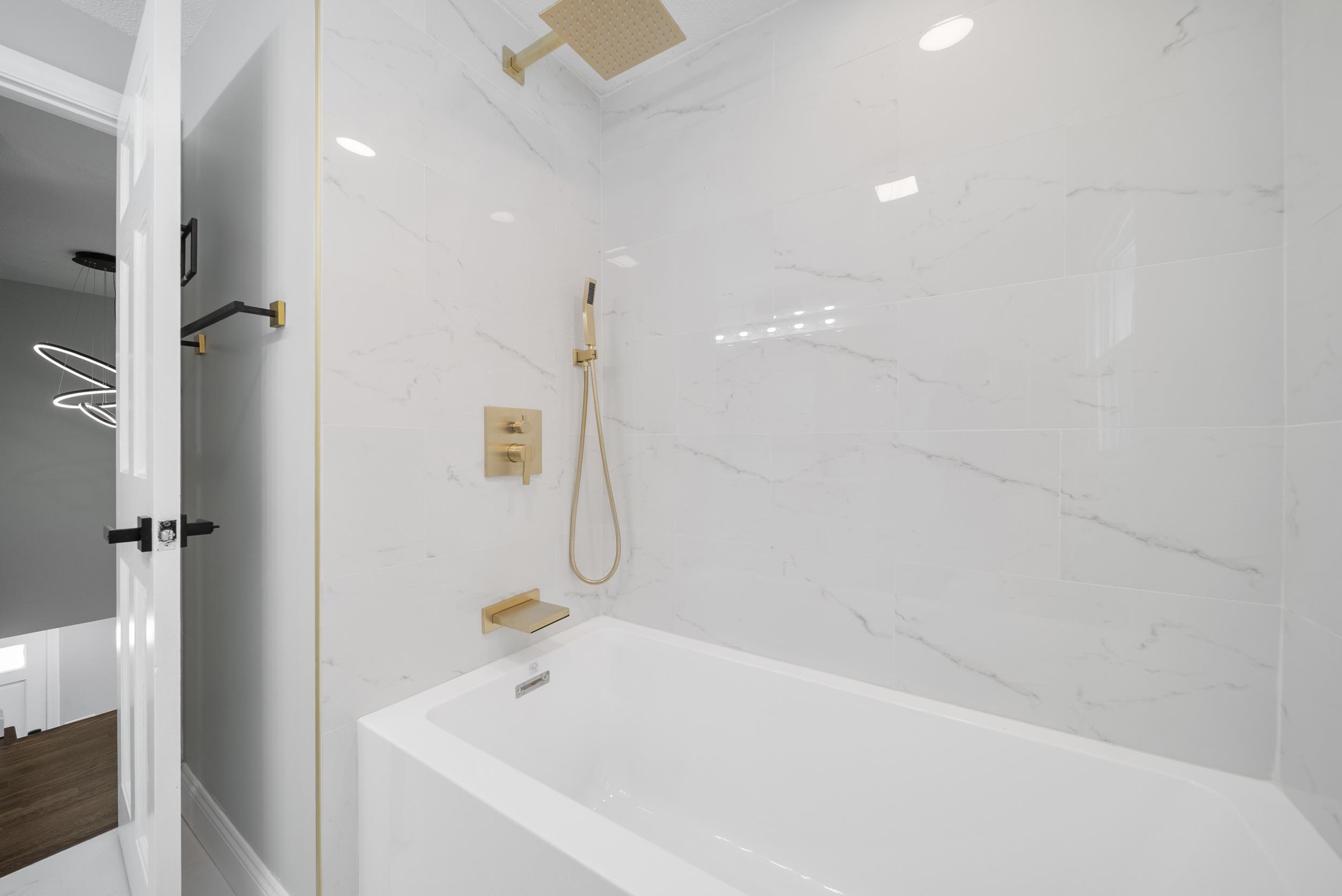 9 Edgewood Avenue Merrimack, NH 03054 - Photo 30 of 46