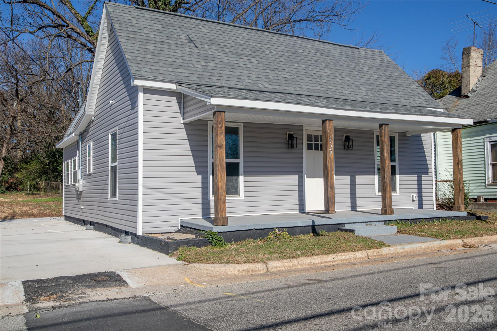 929 South Long Street Salisbury, NC 28144 - Photo 3 of 30