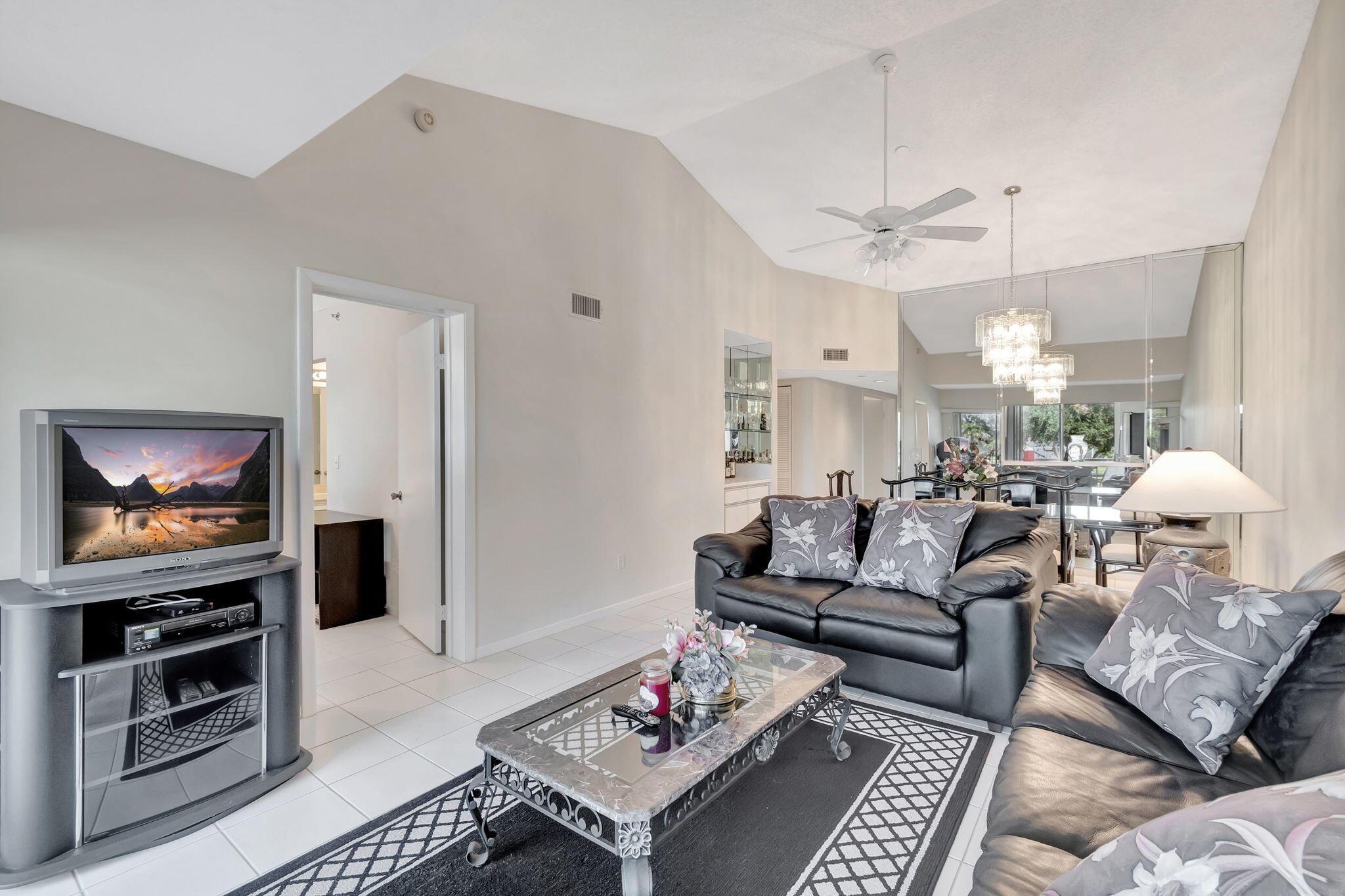 280 Northwest 67th Street, Unit B207 Boca Raton, FL 33487 - Photo 10 of 25 38-web-or-mls-DSC_0417