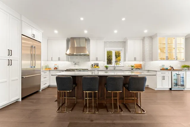 $1,500,000 | 15 King Avenue, Medford, MA 02155