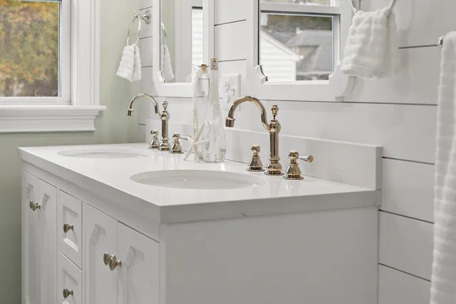 $1,500,000 | 15 King Avenue, Medford, MA 02155