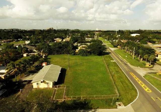 an aerial view of tennis court