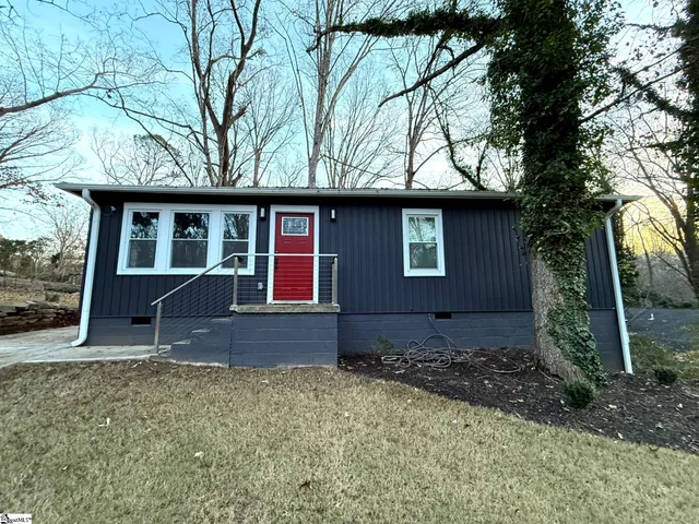 $2,800 | 113 Prancer Avenue, Greenville, SC 29605