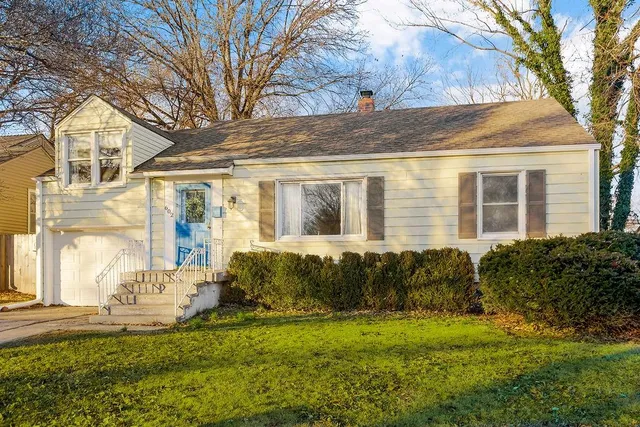 $255,000 | 602 West 86th Terrace, Kansas City, MO 64114