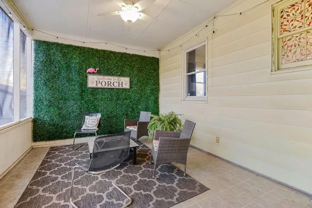 $255,000 | 602 West 86th Terrace, Kansas City, MO 64114