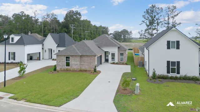 $360,990 | 26623 Vanissa Drive, Denham Springs, LA 70726