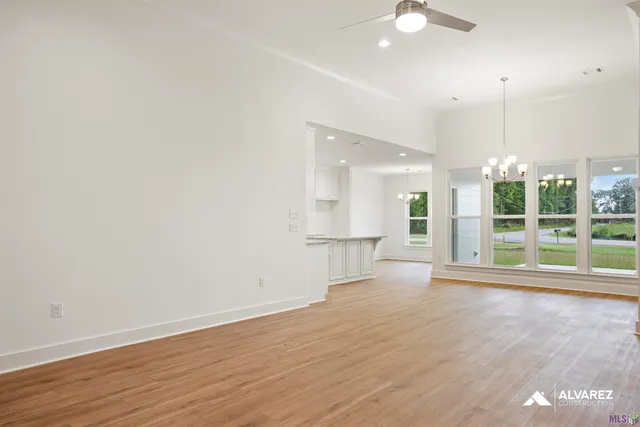 $360,990 | 26623 Vanissa Drive, Denham Springs, LA 70726