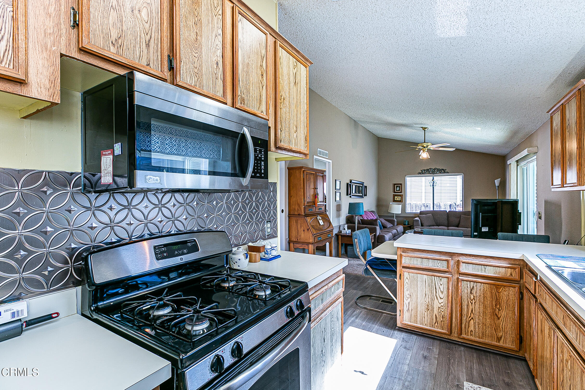 1317 V Street, Unit 62 Lompoc, CA 93436 - Photo 13 of 40 1Z1A3940