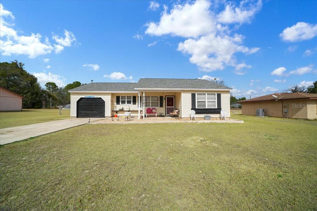 544 Silver Course Court Ocala, FL 34472 - Photo 1 of 29