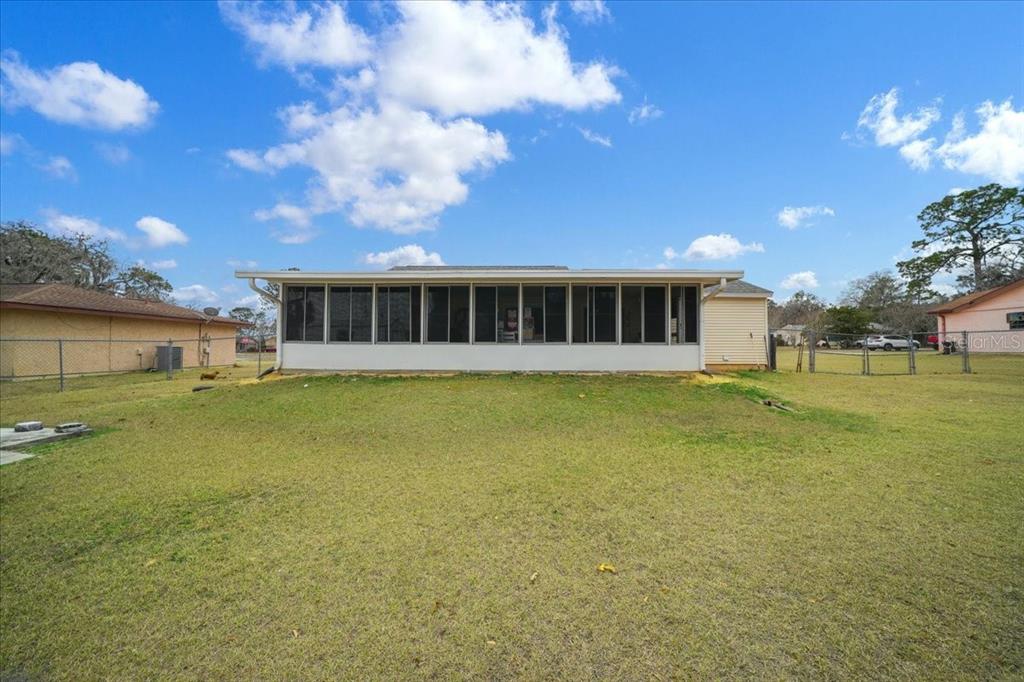 544 Silver Course Court Ocala, FL 34472 - Photo 18 of 29