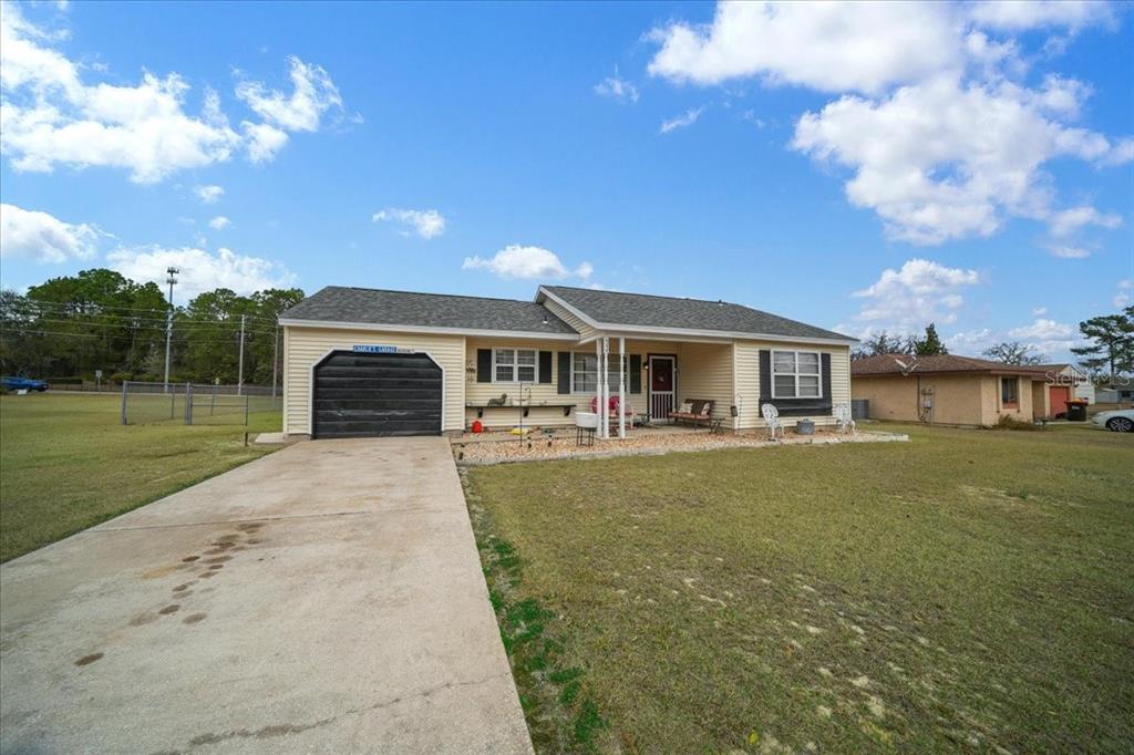 544 Silver Course Court Ocala, FL 34472 - Photo 3 of 29