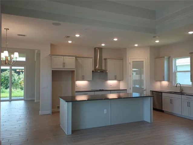 $900,000 | 136 New Leatherwood Drive, Palm Coast, FL 32137