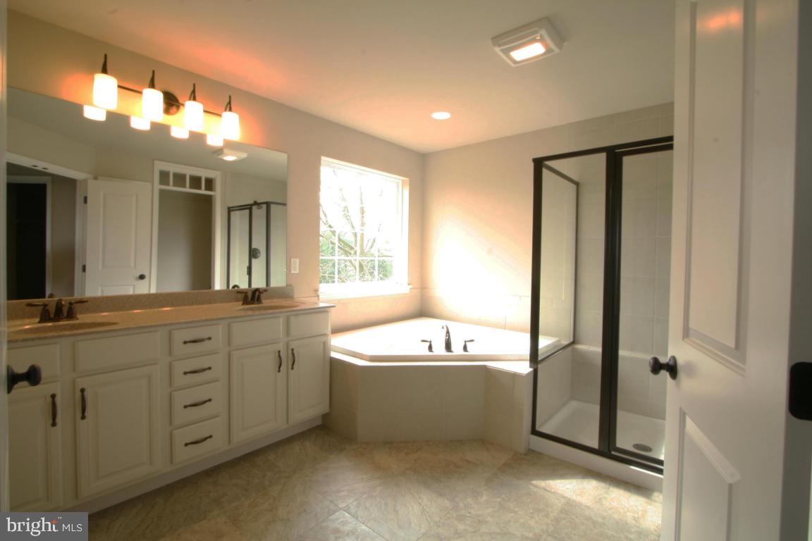 1102 Orchard Road, Unit 1 Lititz, PA 17543 - Photo 5 of 8