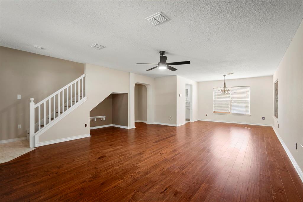 2201 Driskell Lane Corinth, TX 76210 - Photo 4 of 39