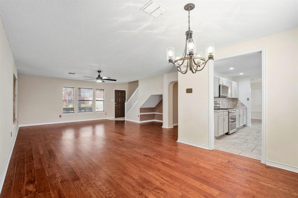 2201 Driskell Lane Corinth, TX 76210 - Photo 7 of 39