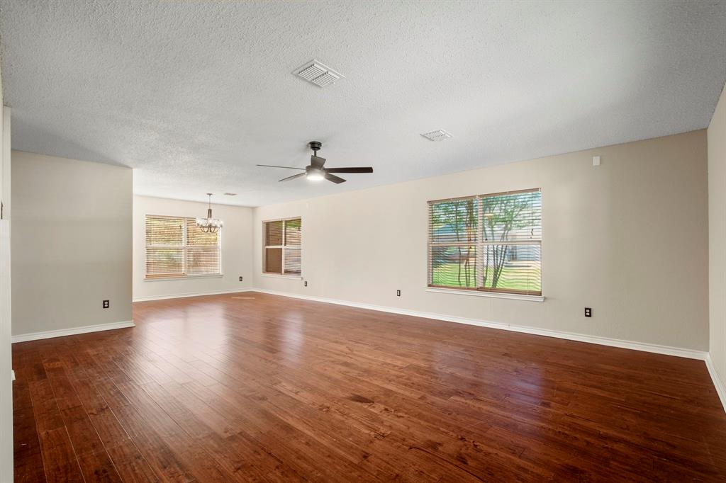 2201 Driskell Lane Corinth, TX 76210 - Photo 8 of 39