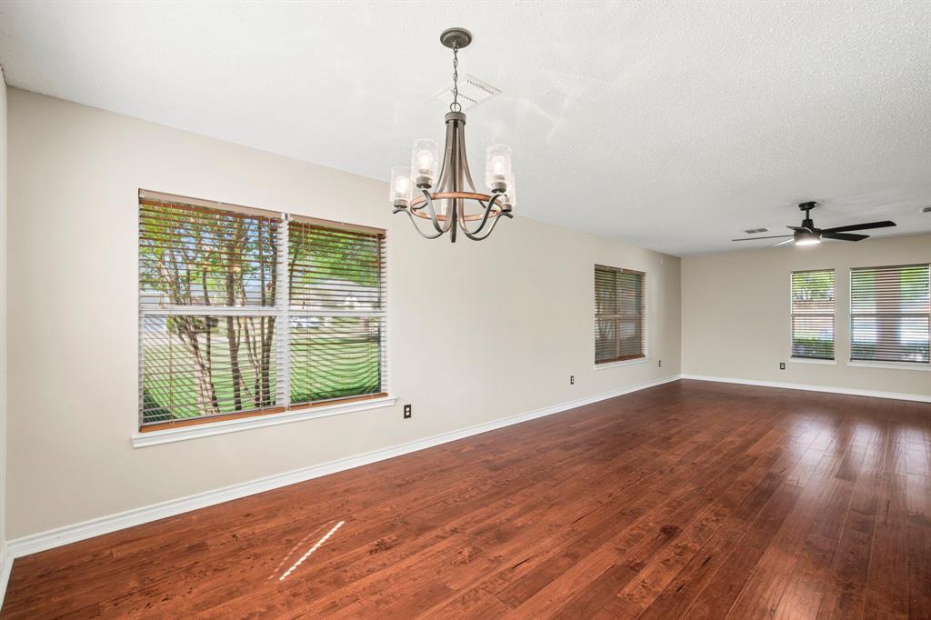 2201 Driskell Lane Corinth, TX 76210 - Photo 9 of 39