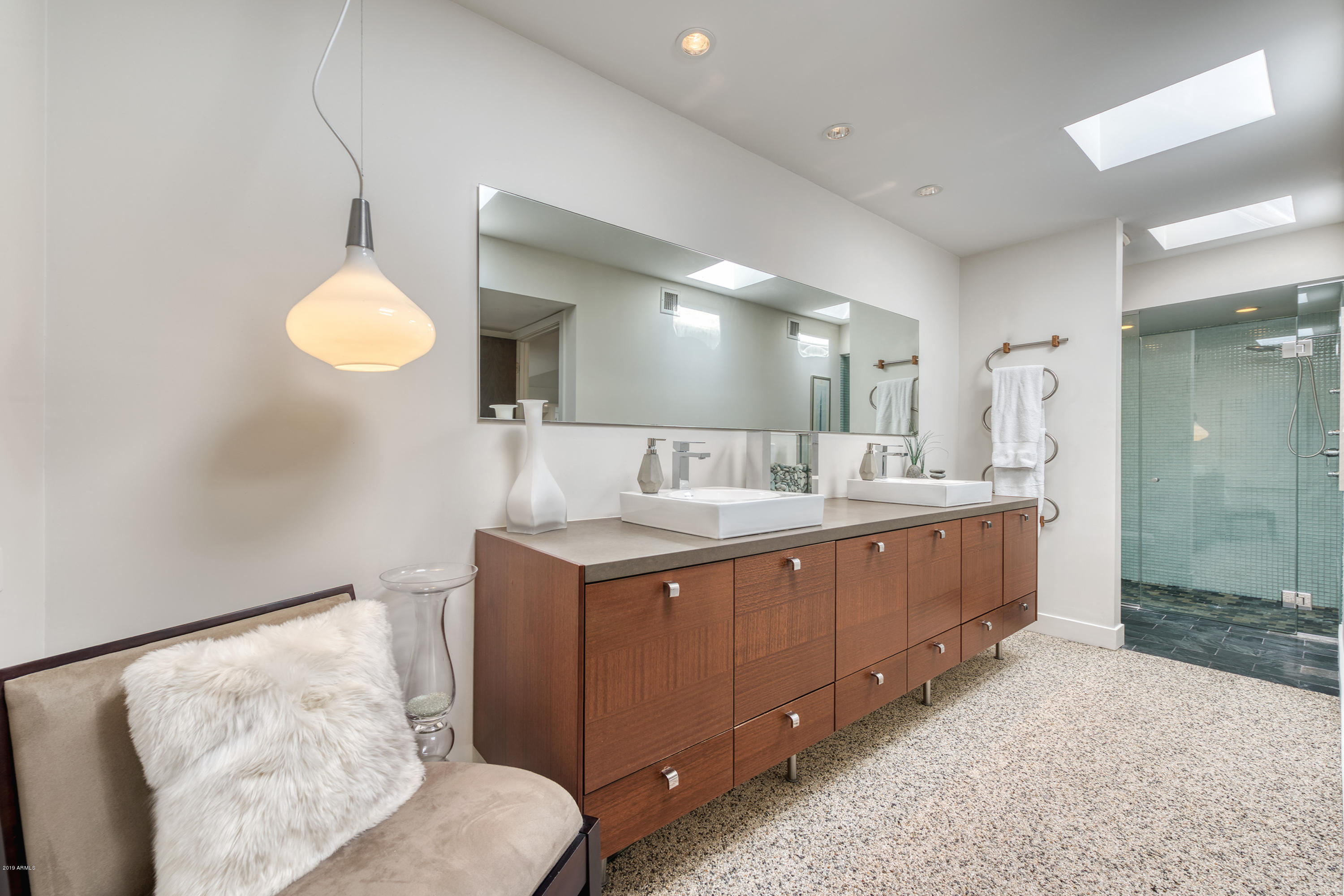 4340 East Piccadilly Road Phoenix, AZ 85018 - Photo 24 of 32 Master Bathroom