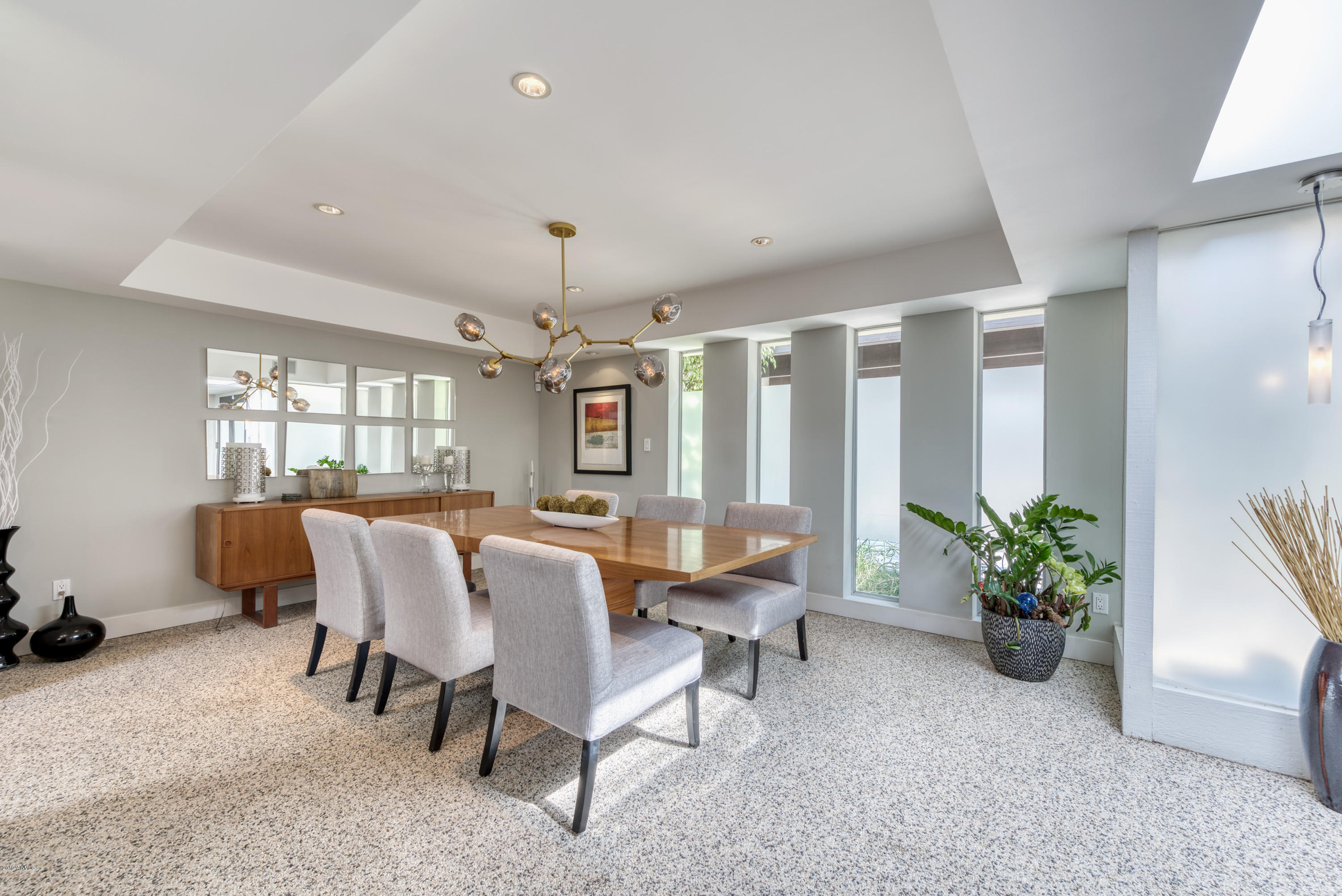 4340 East Piccadilly Road Phoenix, AZ 85018 - Photo 5 of 32 Dining Room