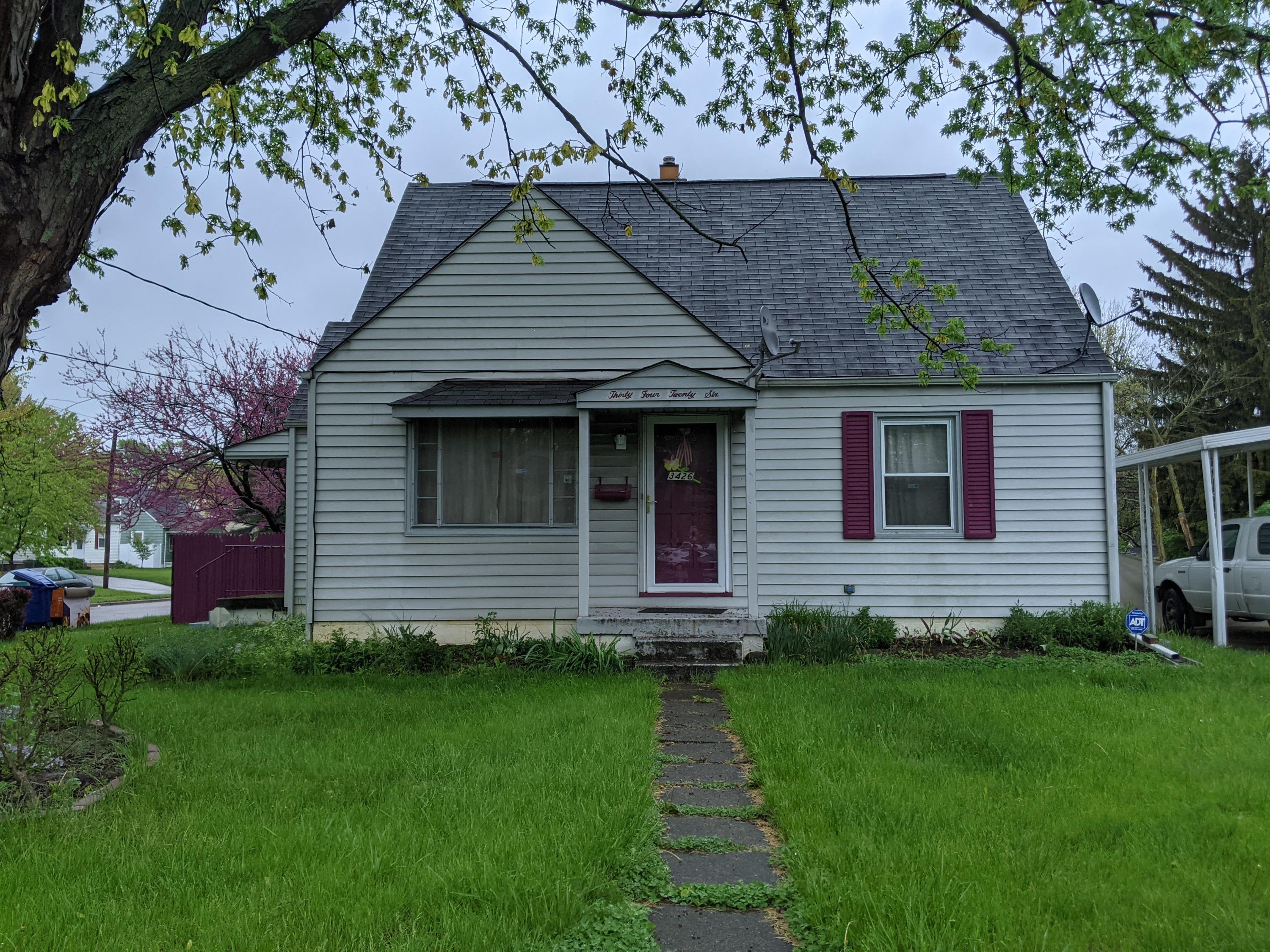 3426 Maize Road Columbus, OH 43224 - Photo 1 of 15 Gallery Image 1
