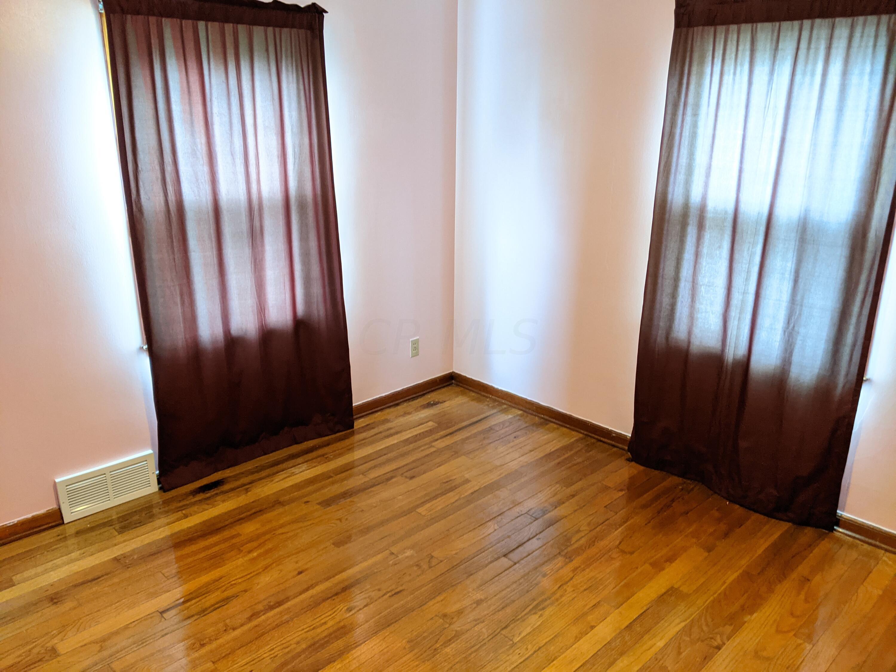 3426 Maize Road Columbus, OH 43224 - Photo 8 of 15 Gallery Image 8