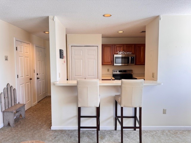 140 High Street, Unit 204 Westerly, RI 02891 - Photo 8 of 20 Breakfast bar