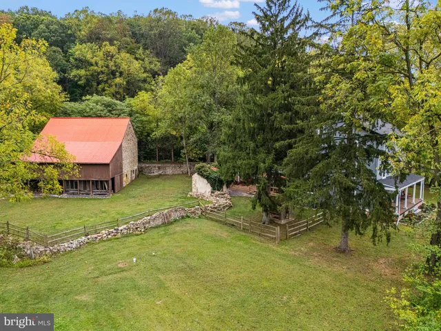 $1,000,000 | 4701 Edges Mill Road, Downingtown, PA 19335